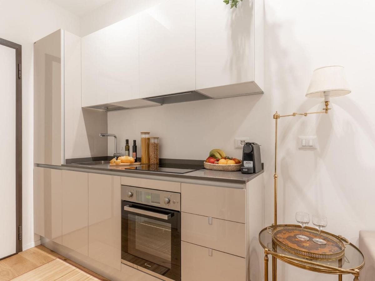 The Best Rent - Gorgeous One-Bedroom Apartment In Ticinese Milán Exterior foto