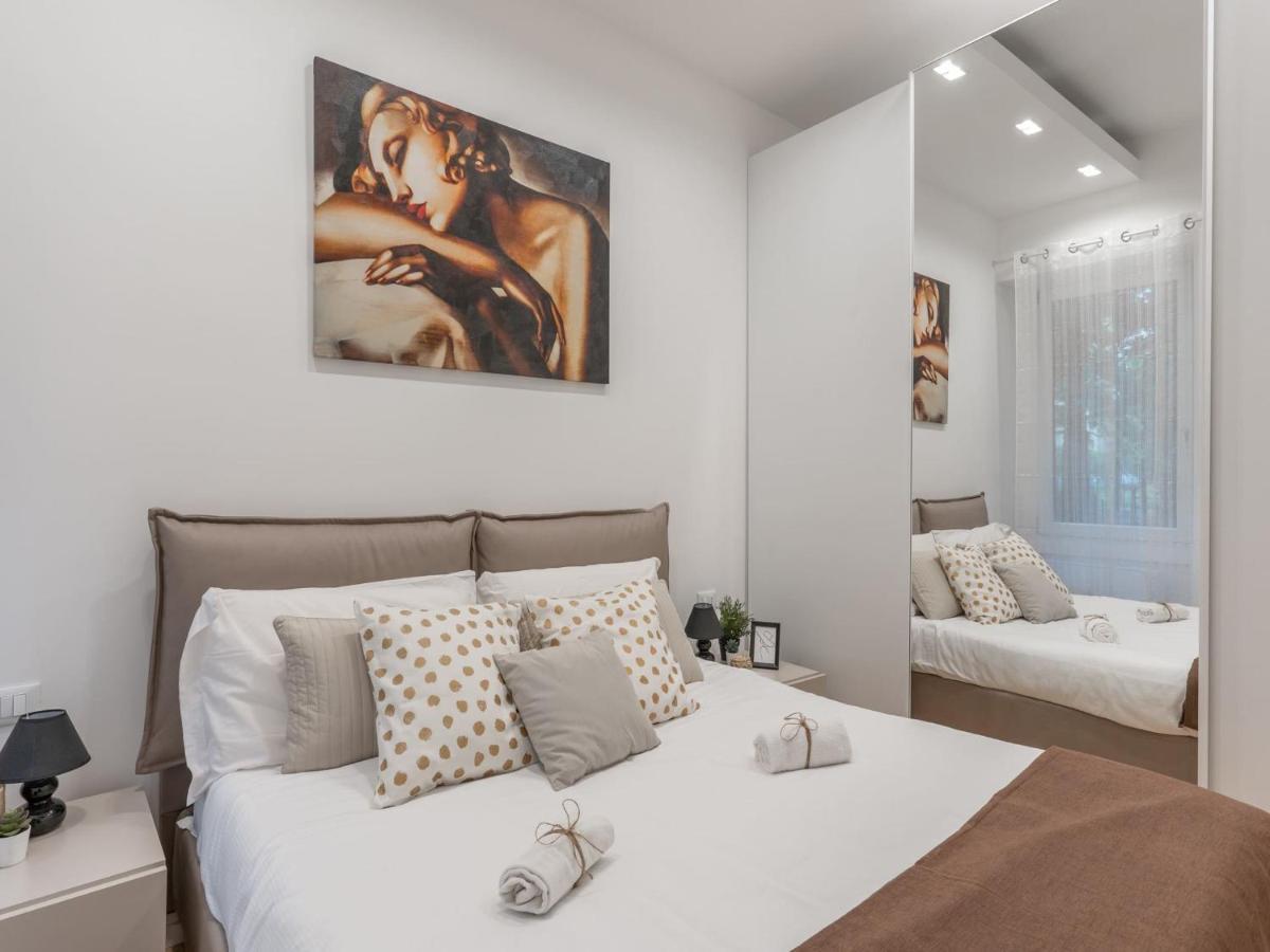 The Best Rent - Gorgeous One-Bedroom Apartment In Ticinese Milán Exterior foto