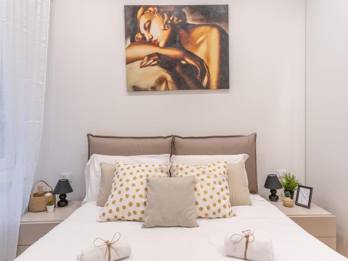 The Best Rent - Gorgeous One-Bedroom Apartment In Ticinese Milán Exterior foto